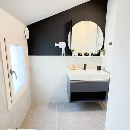 Graceful Hell By Ca-sa Check Lejlighed Chioggia